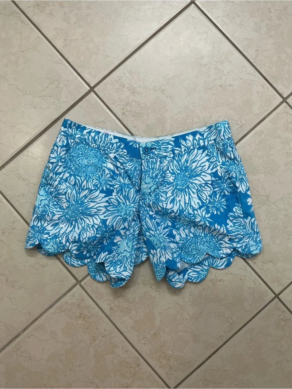 Lilly Pulitzer Buttercup Blue and White Floral Scallop-Hem Shorts